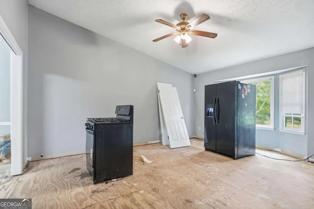 255 Belmont Farms DR Ellenwood, GA 30294