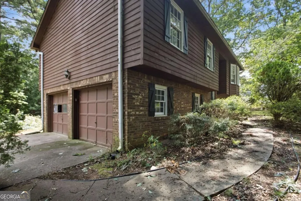 255 Belmont Farms DR Ellenwood, GA 30294