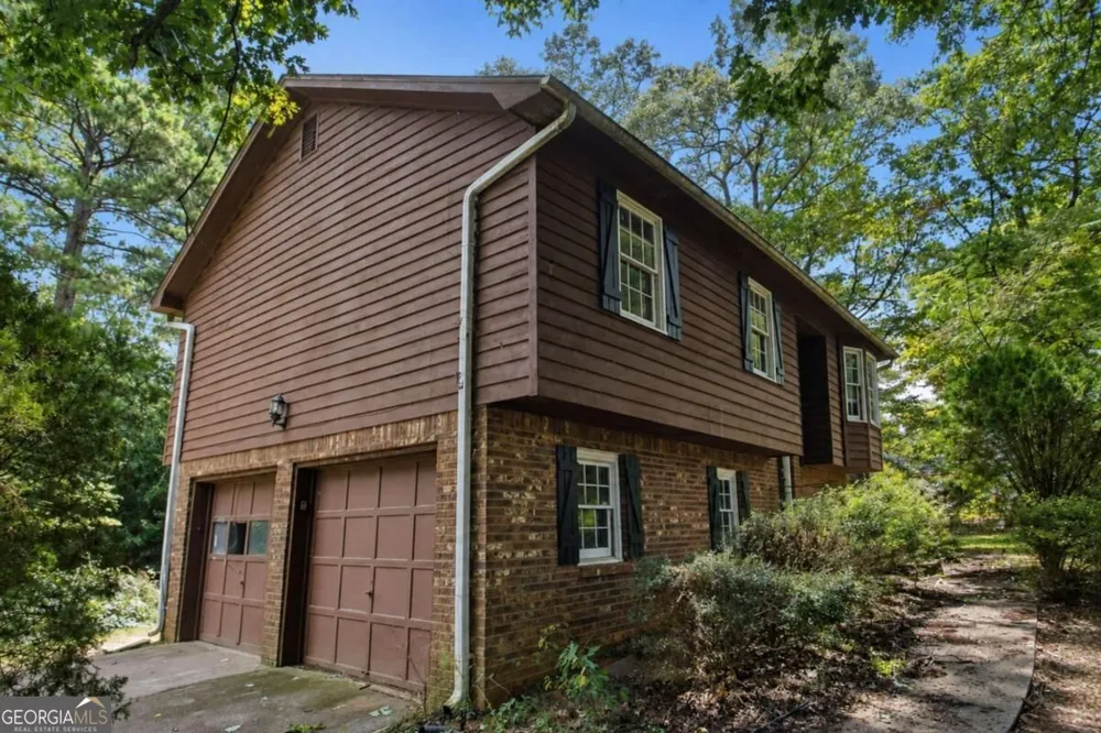 255 Belmont Farms DR Ellenwood, GA 30294