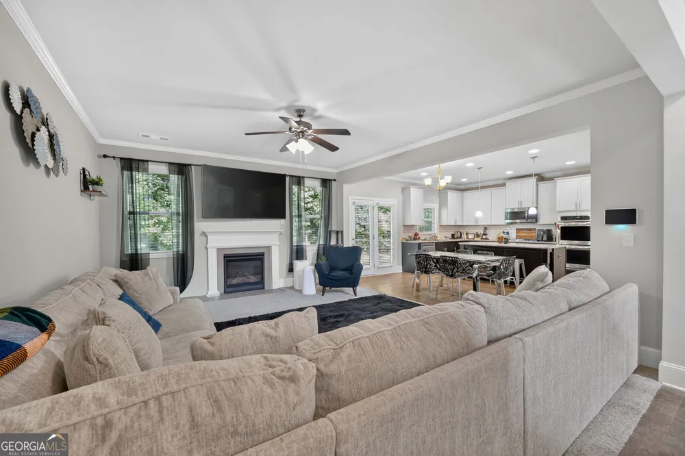 5686 Walnut Mill LN Powder Springs, GA 30127