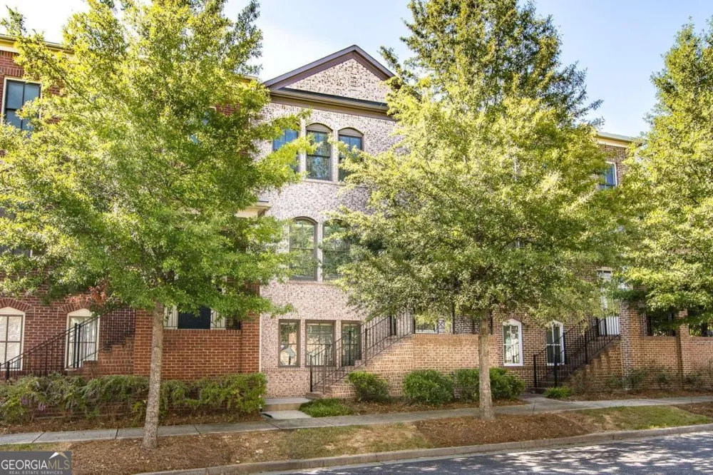528 Twinrose WAY Alpharetta, GA 30004
