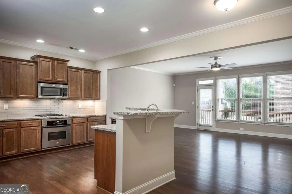 528 Twinrose WAY Alpharetta, GA 30004