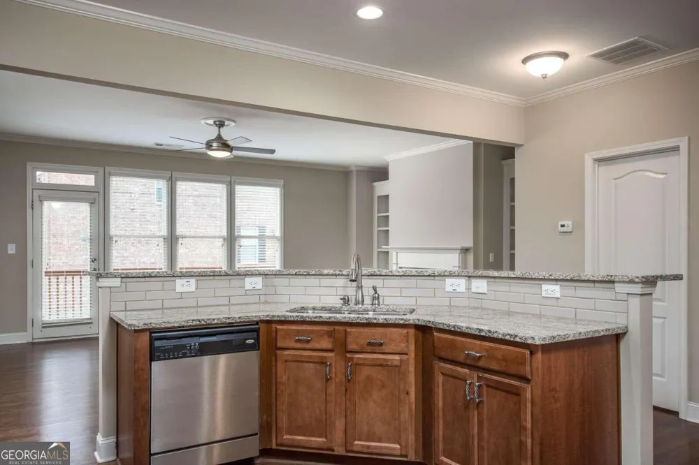 528 Twinrose WAY Alpharetta, GA 30004