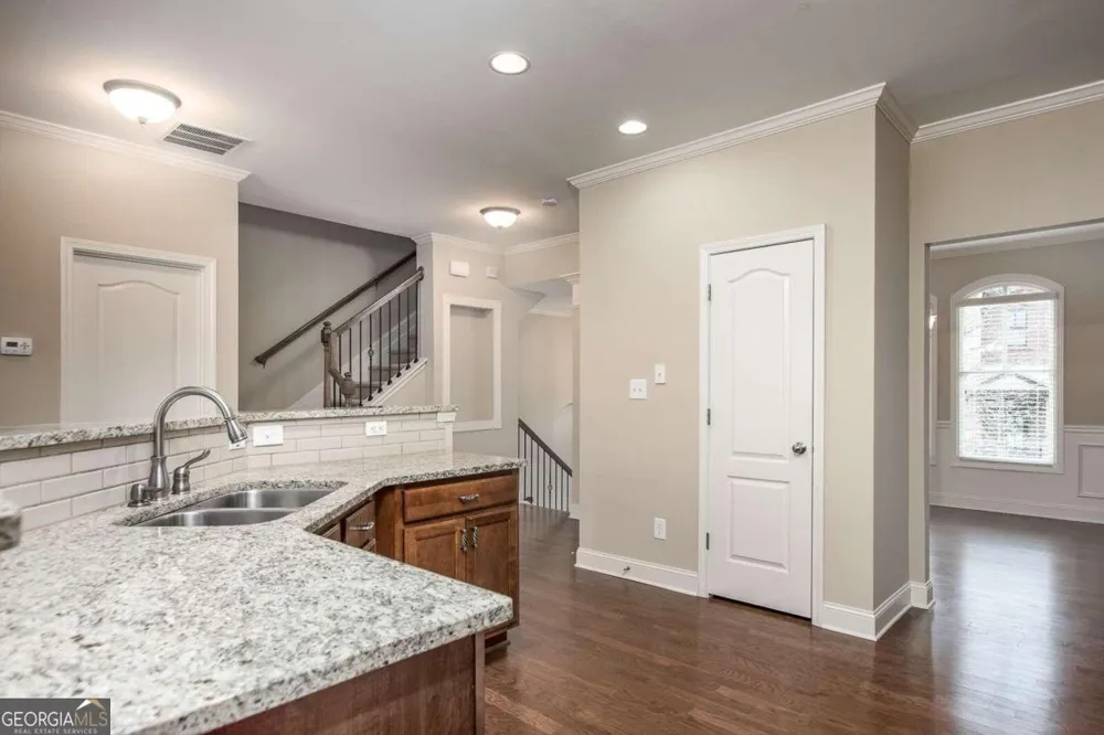 528 Twinrose WAY Alpharetta, GA 30004