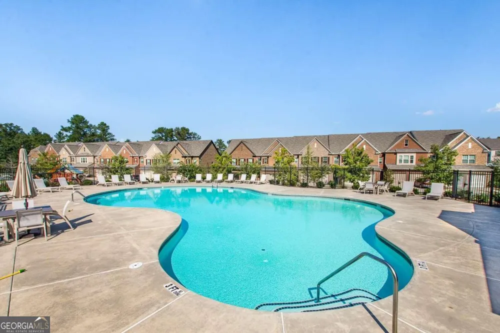 528 Twinrose WAY Alpharetta, GA 30004