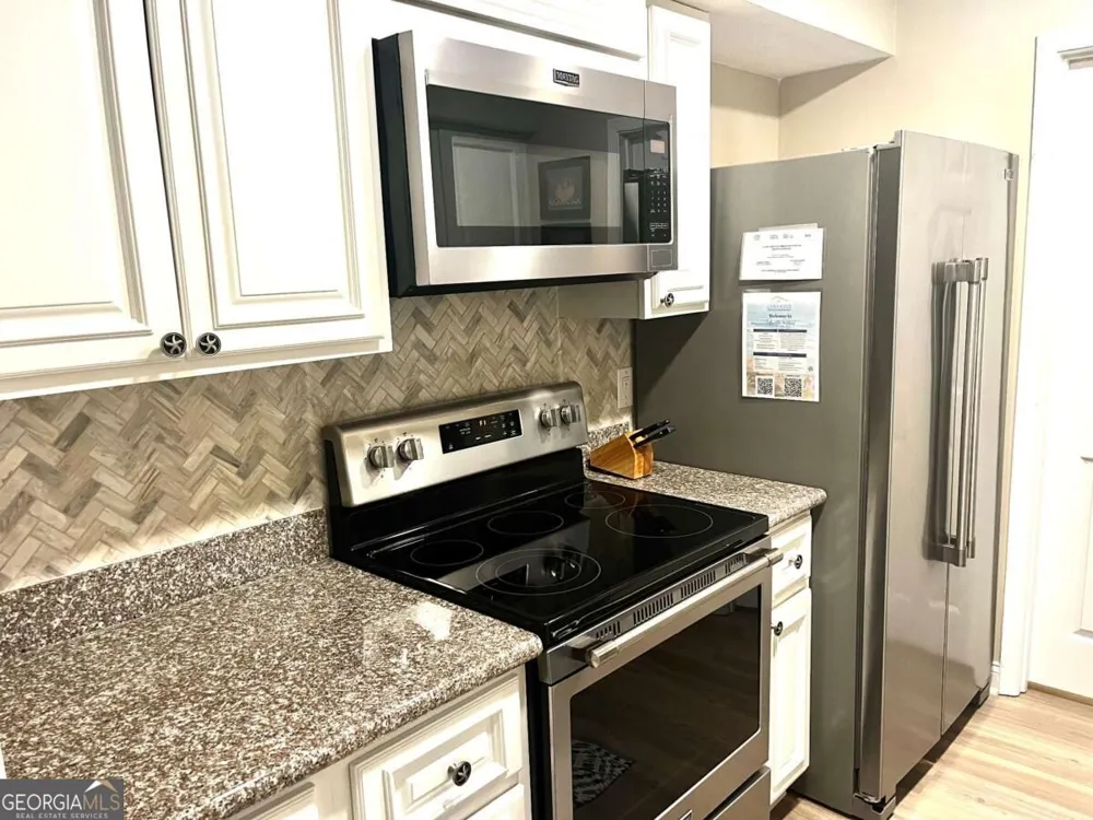 2513 Demere RD St. Simons, GA 31522