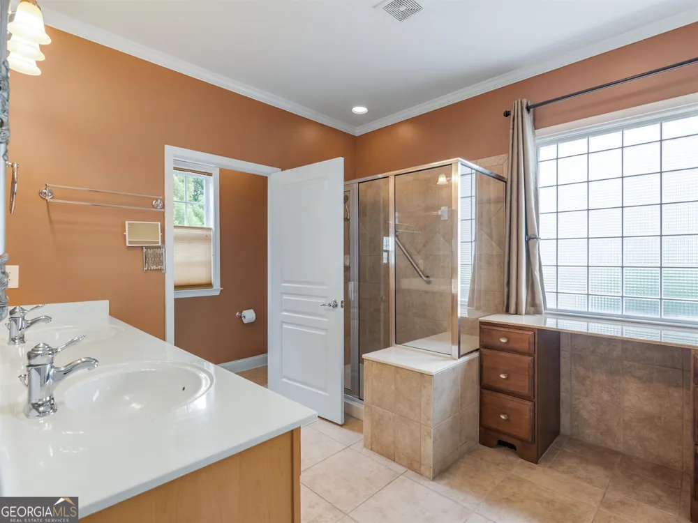 111 Starflower DR Griffin, GA 30223