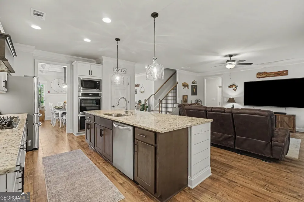 588 Calgary Downs DR Winder, GA 30680