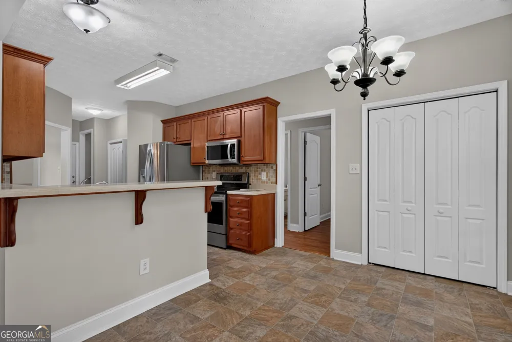 105 Churchill DR LaGrange, GA 30241