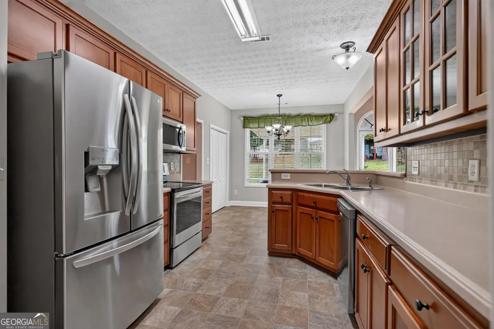 105 Churchill DR LaGrange, GA 30241