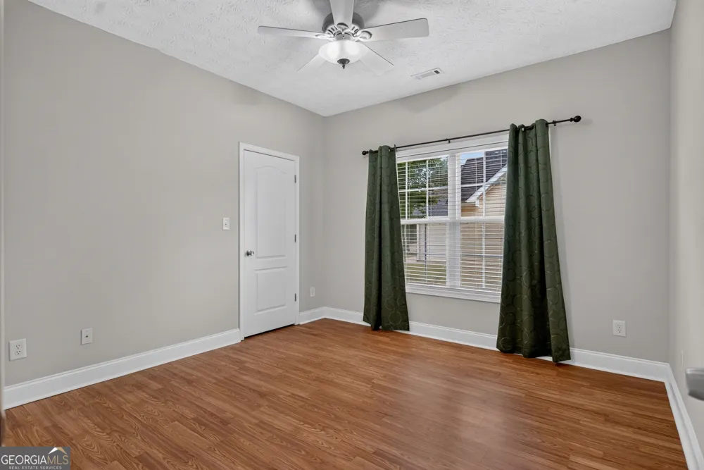 105 Churchill DR LaGrange, GA 30241