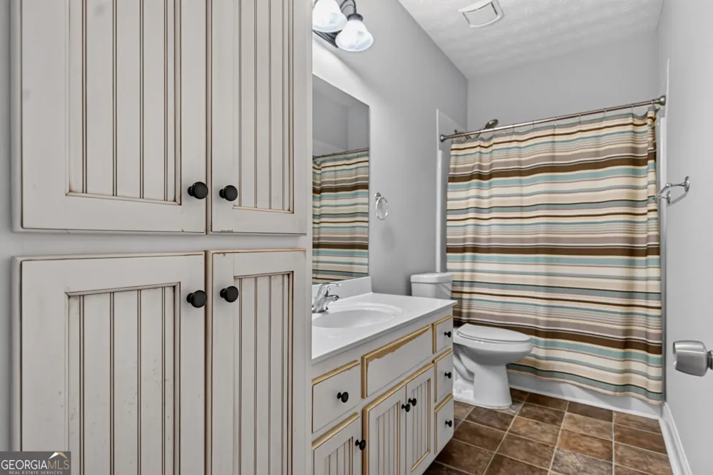 105 Churchill DR LaGrange, GA 30241