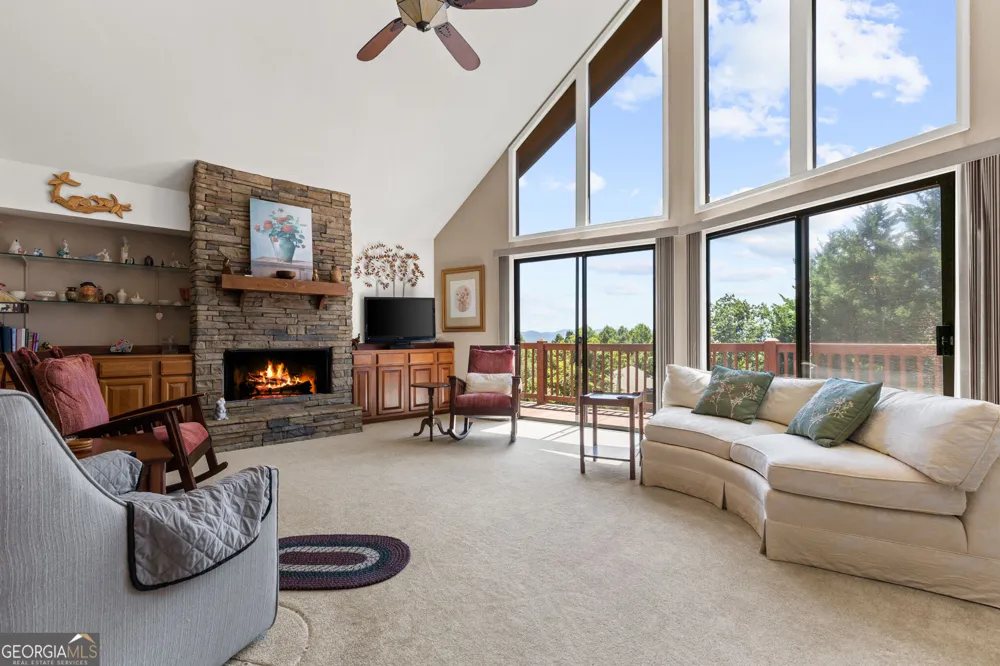 567 Mountain Top Blairsville, GA 30512