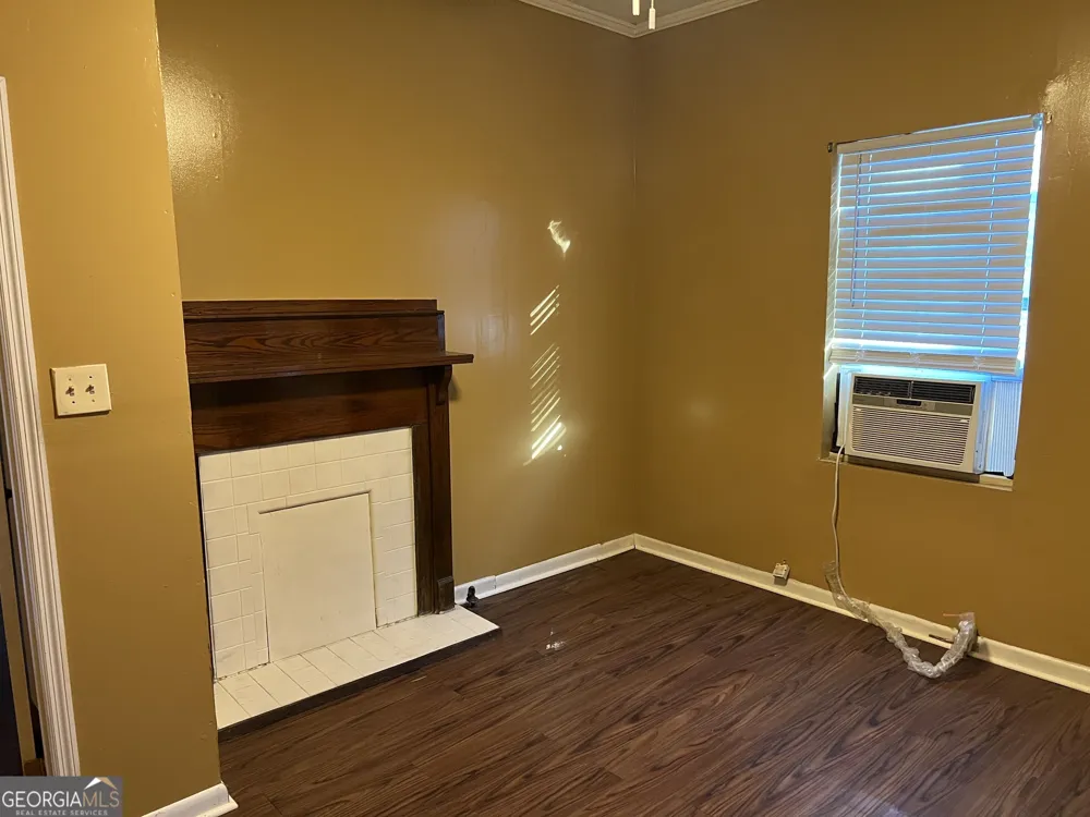 2011 Albany ST Brunswick, GA 31520