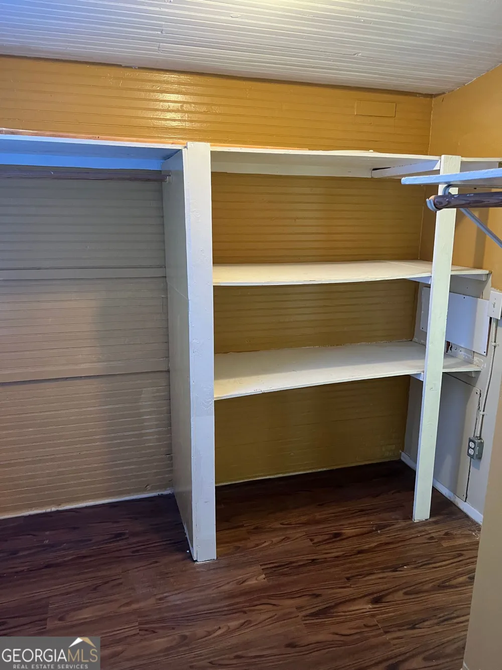 2011 Albany ST Brunswick, GA 31520