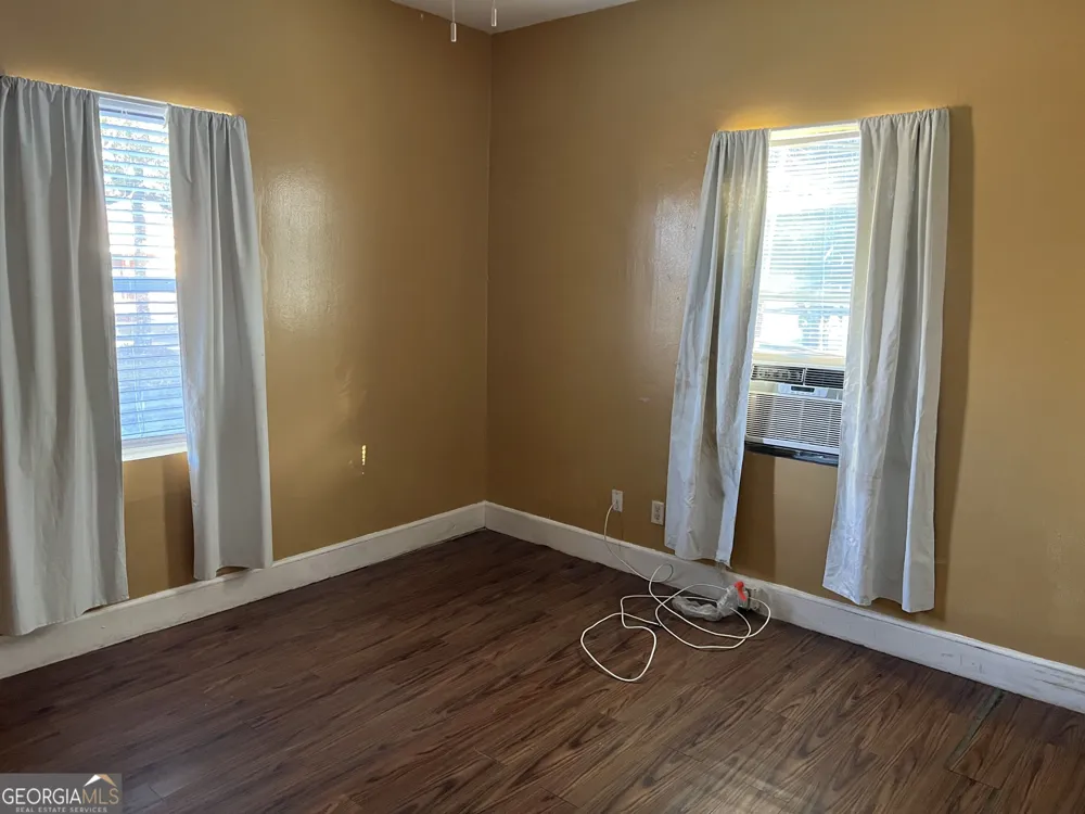 2011 Albany ST Brunswick, GA 31520