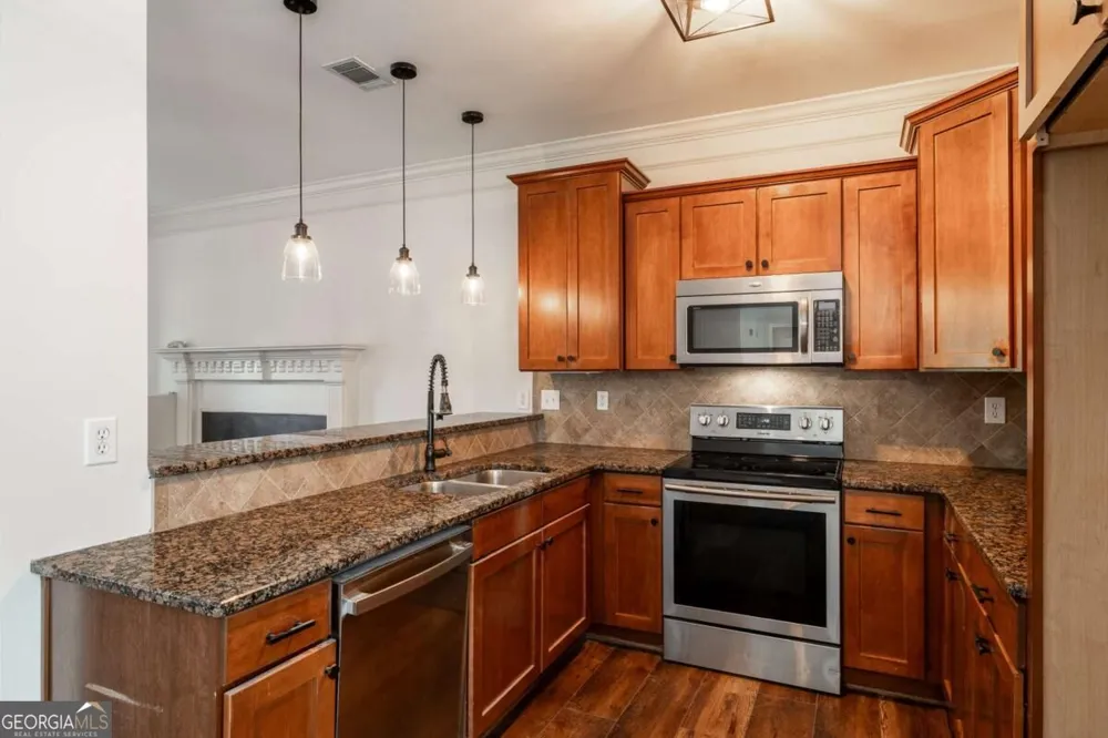201 Township LN Athens, GA 30606
