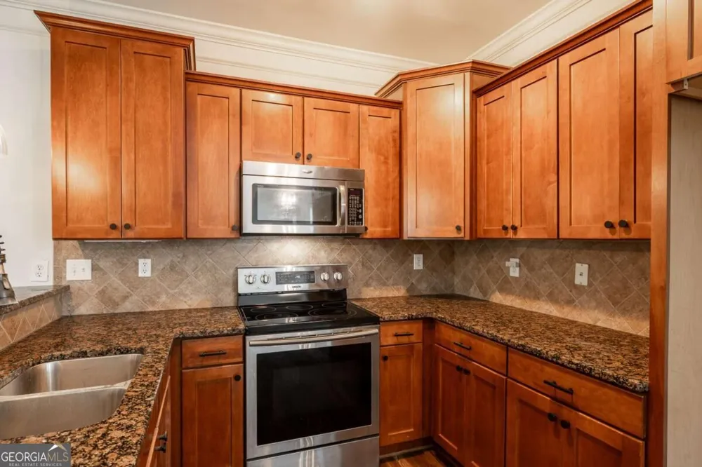 201 Township LN Athens, GA 30606