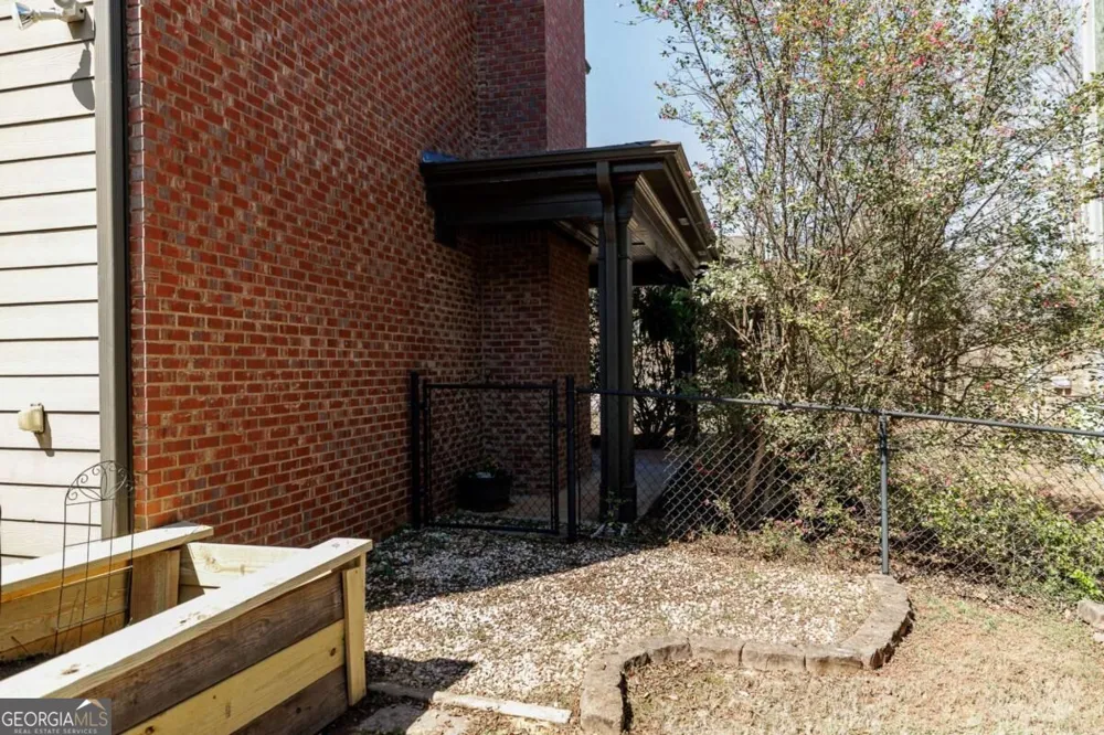 201 Township LN Athens, GA 30606