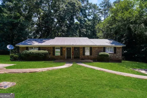 400 Lexington CIR