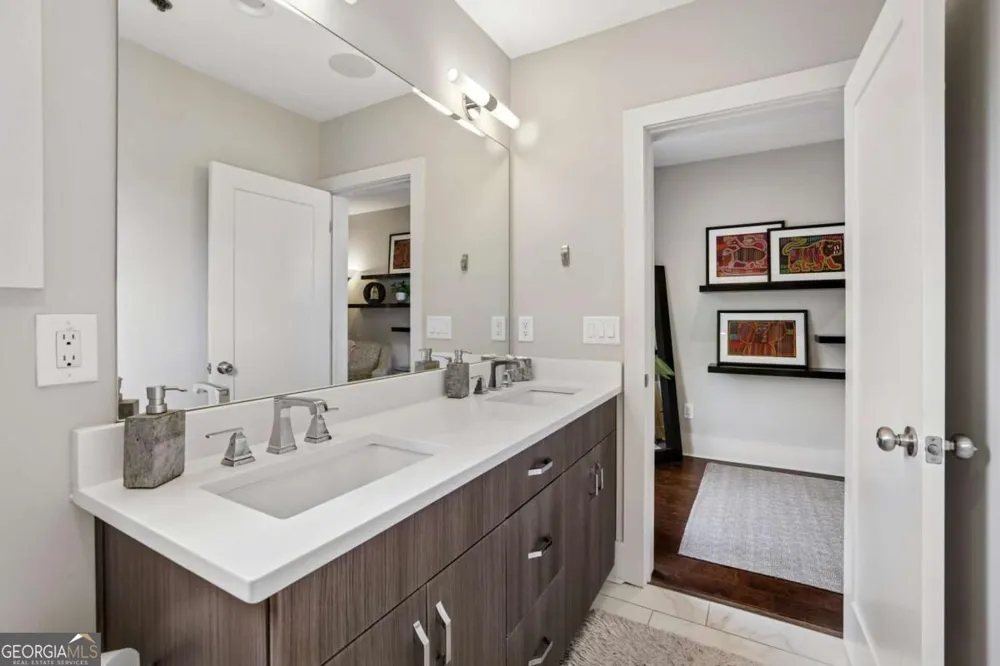 307 Canton WAY Roswell, GA 30075