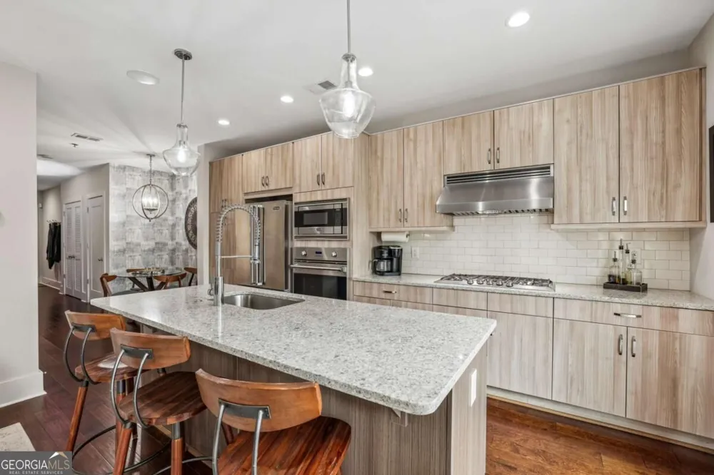 307 Canton WAY Roswell, GA 30075