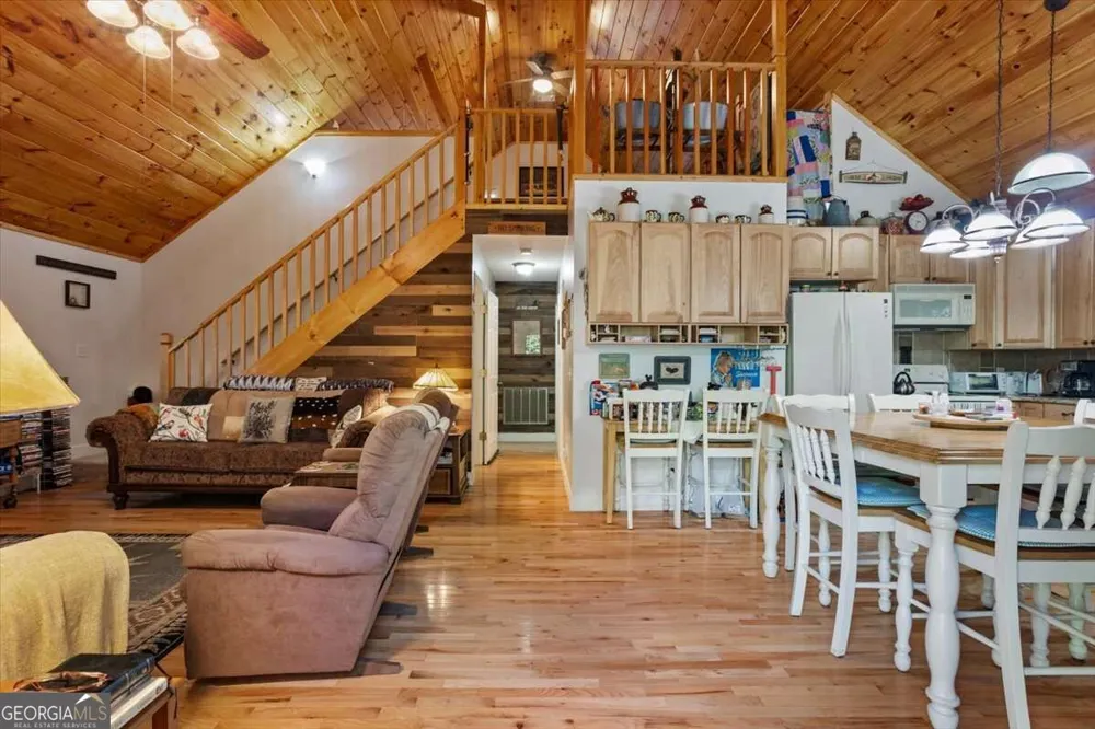 289 Cypress CIR Ellijay, GA 30540