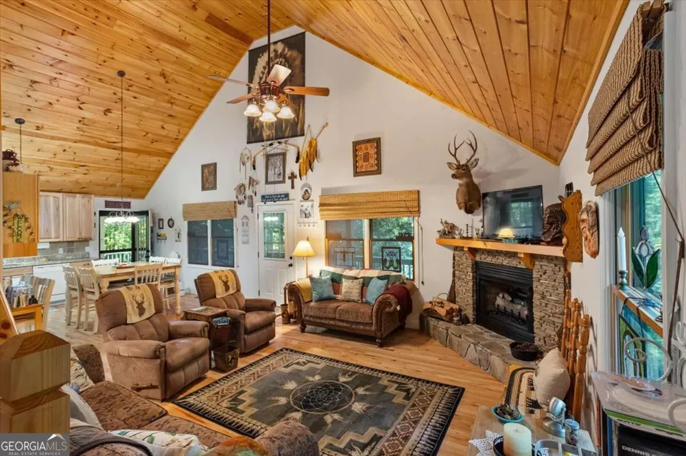 289 Cypress CIR Ellijay, GA 30540