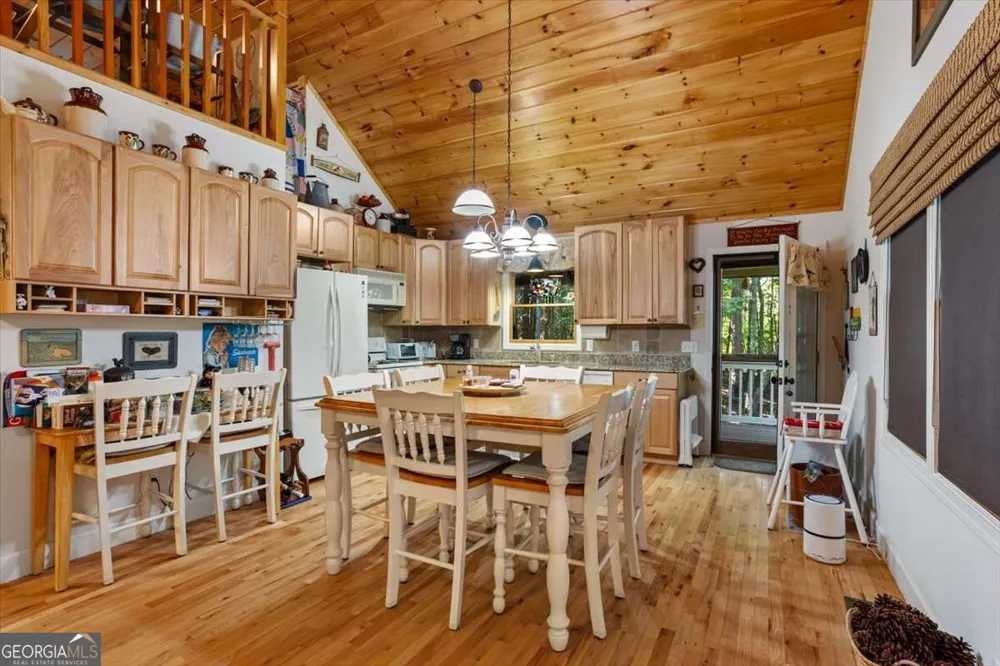 289 Cypress CIR Ellijay, GA 30540