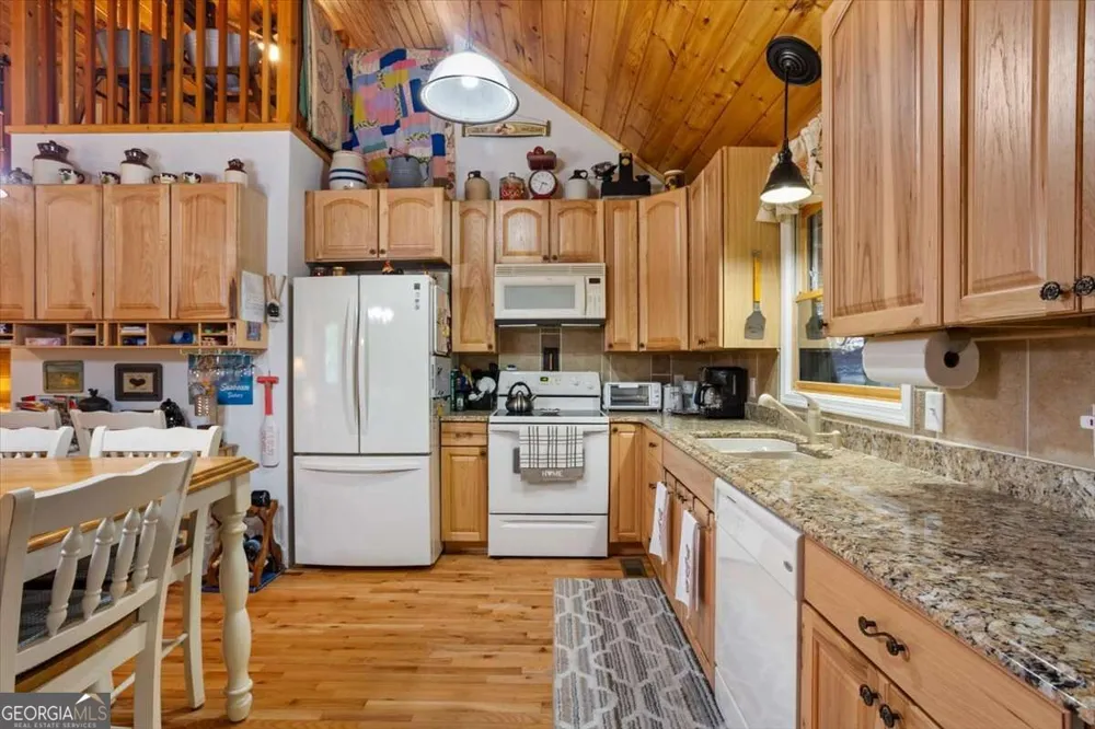 289 Cypress CIR Ellijay, GA 30540
