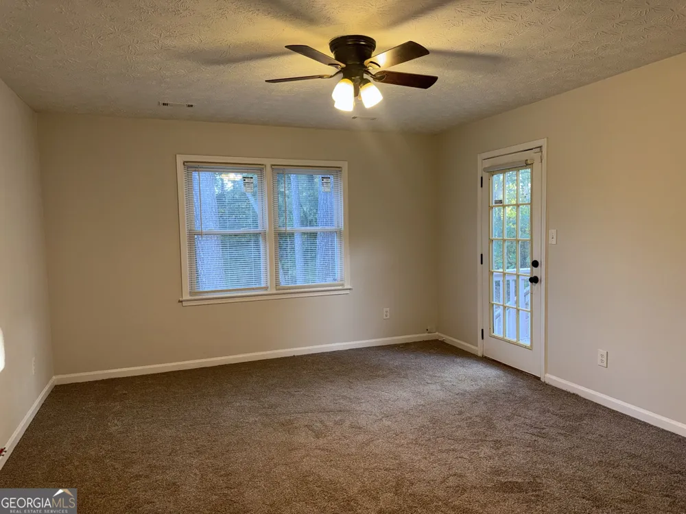 1052 Terance AVE Jonesboro, GA 30238