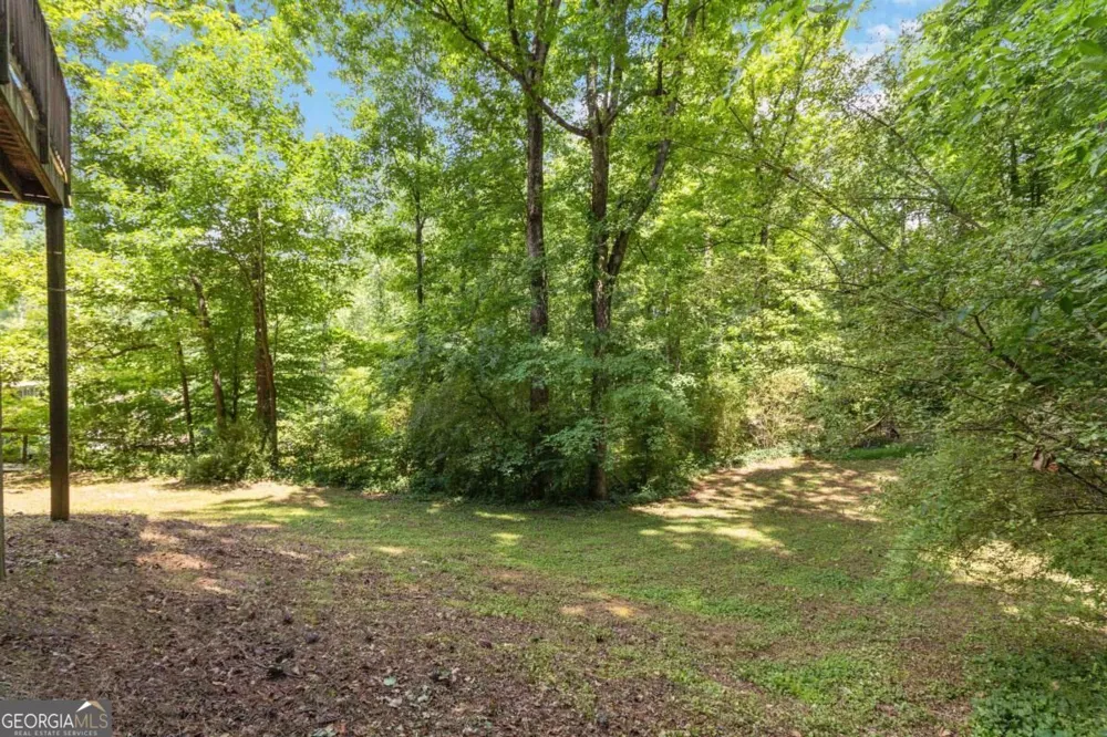 606 Echo LN Woodstock, GA 30189