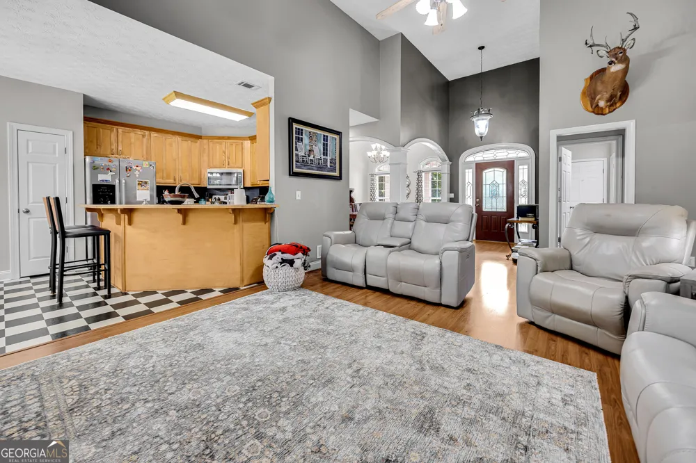 405 Rosser RD Covington, GA 30016