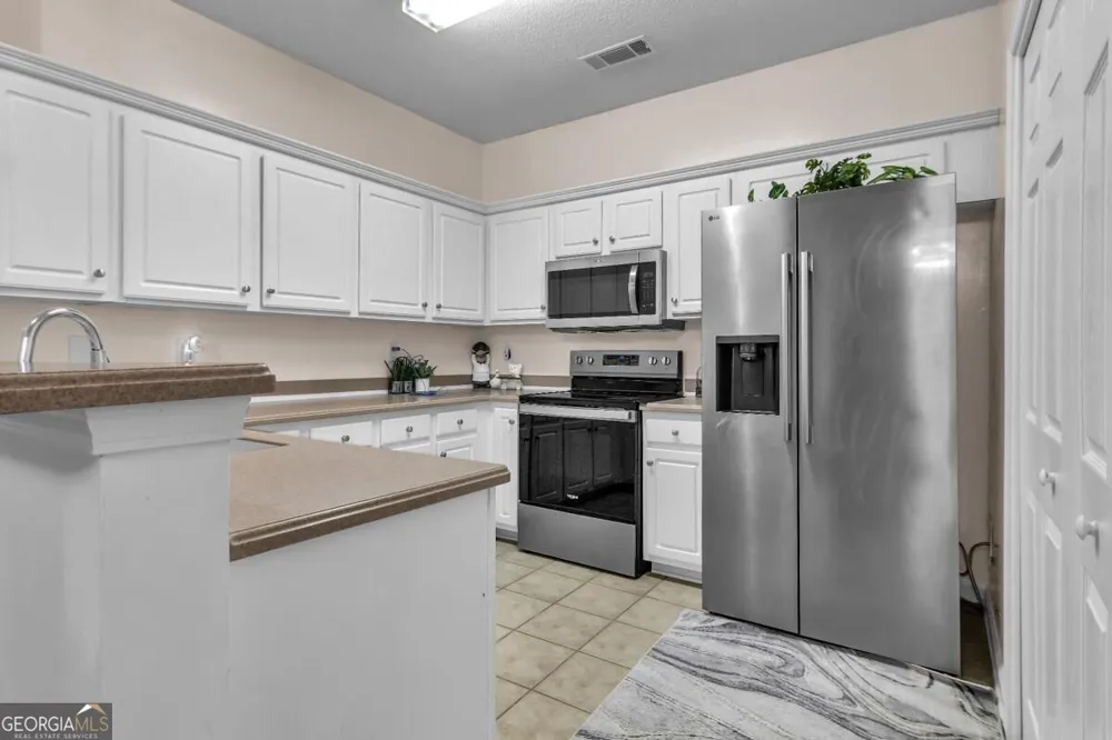 112 Camry LN Grayson, GA 30017