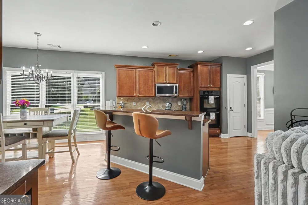 825 Grand Ivey PL Dacula, GA 30019