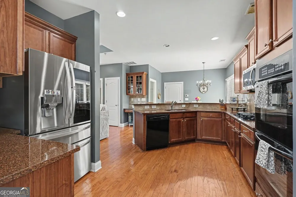 825 Grand Ivey PL Dacula, GA 30019