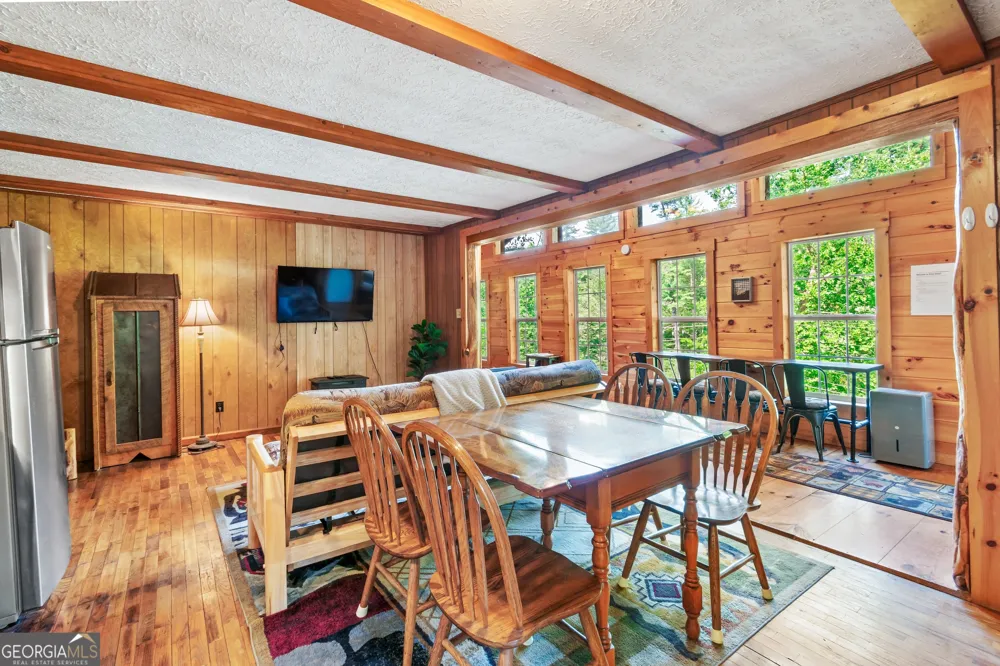 55 River Bend LN Blue Ridge, GA 30513