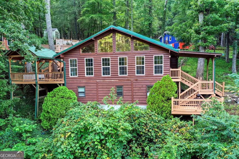 55 River Bend LN Blue Ridge, GA 30513