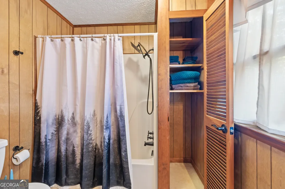 55 River Bend LN Blue Ridge, GA 30513