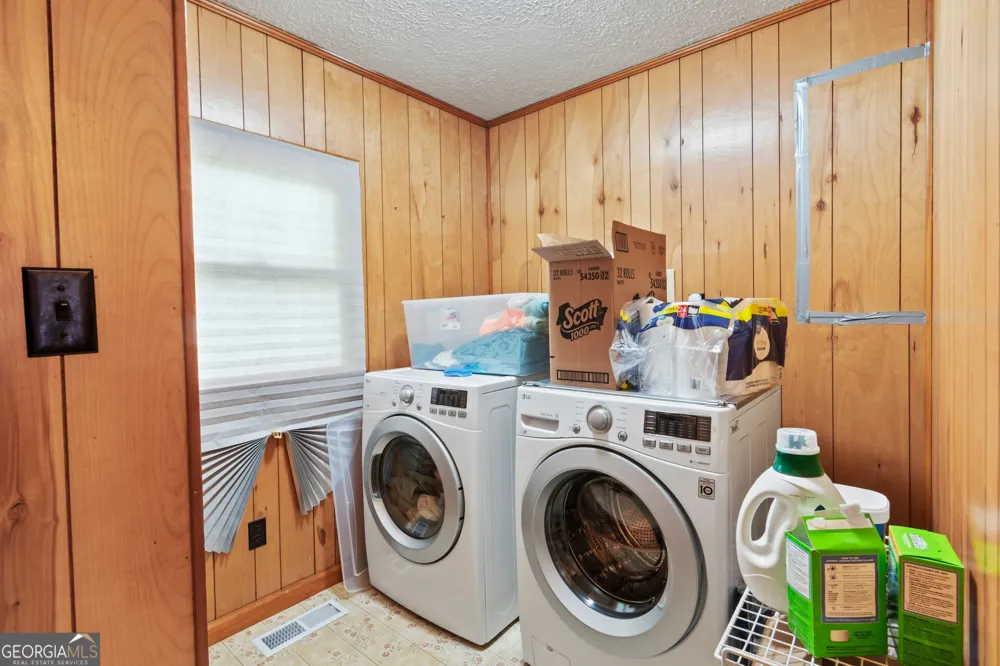 55 River Bend LN Blue Ridge, GA 30513