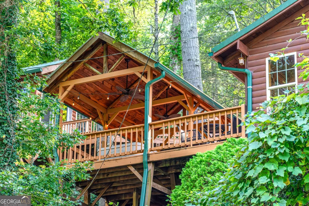 55 River Bend LN Blue Ridge, GA 30513
