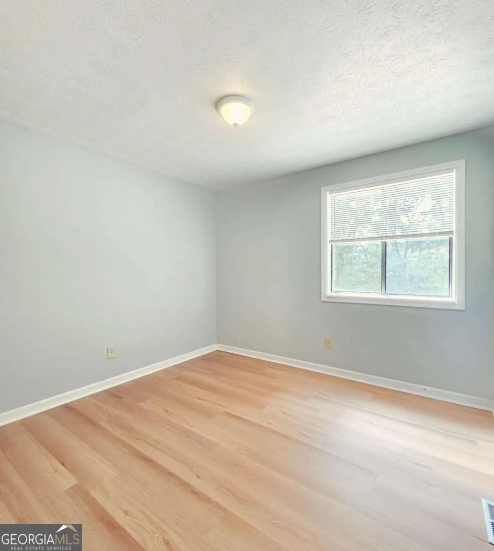 2514 Rhoanoke DR Duluth, GA 30096