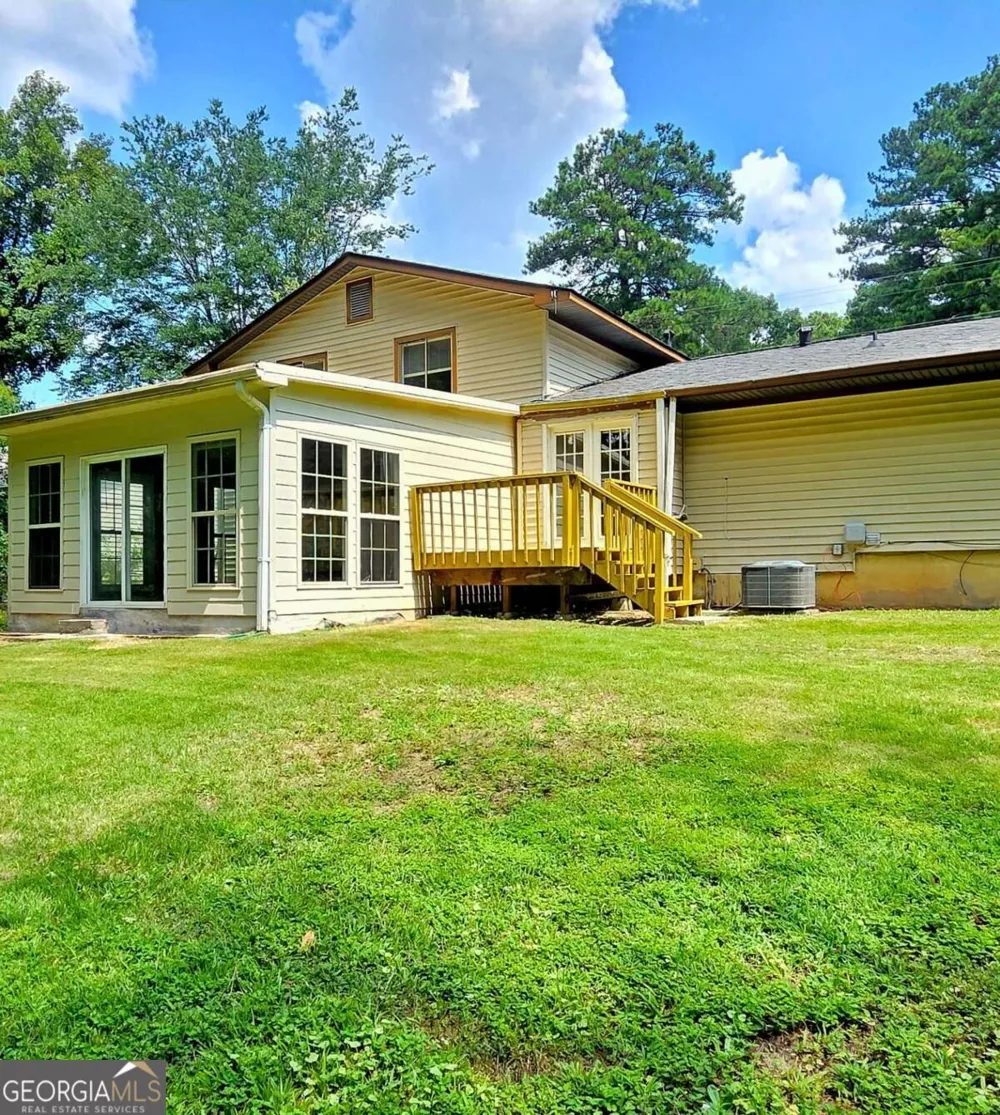 2514 Rhoanoke DR Duluth, GA 30096