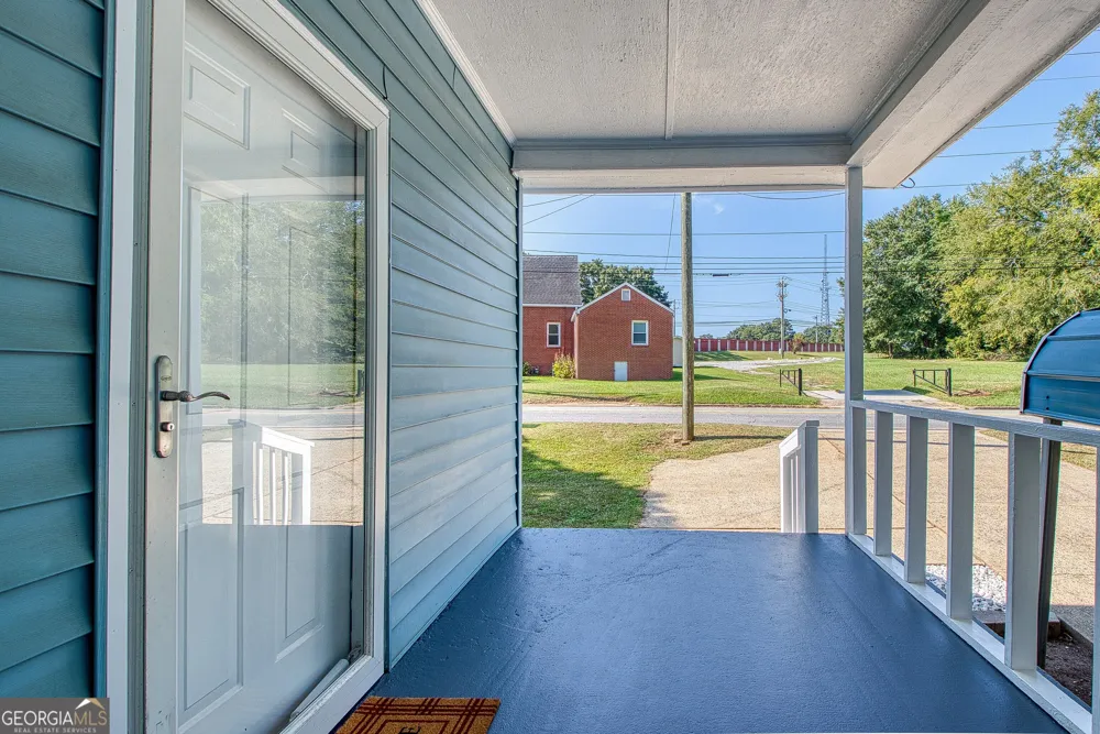 102 Sprayberry RD Newnan, GA 30263