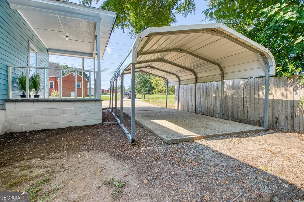 102 Sprayberry RD Newnan, GA 30263