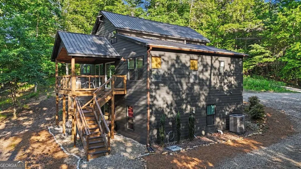 496 Meadow Lane Talking Rock, GA 30175