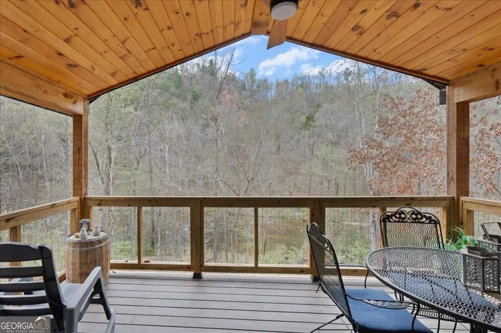 496 Meadow Lane Talking Rock, GA 30175