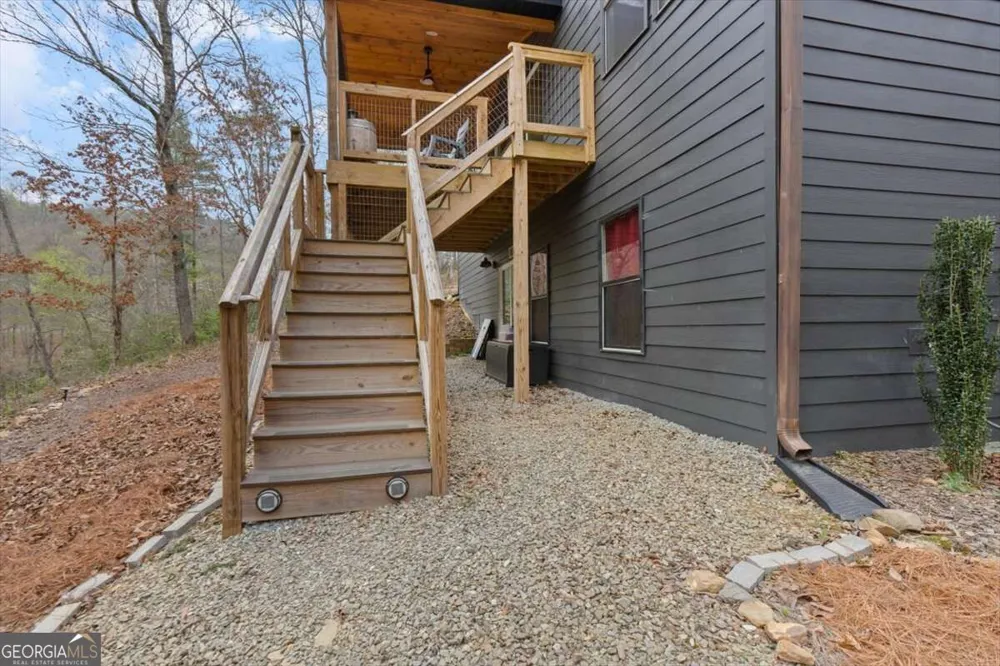 496 Meadow Lane Talking Rock, GA 30175