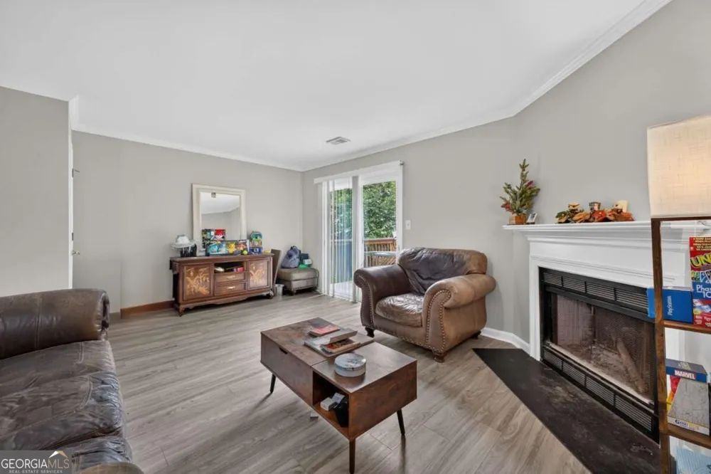 7033 Panda LN Austell, GA 30168