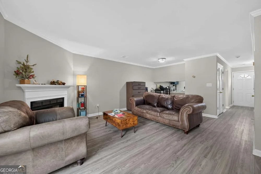7033 Panda LN Austell, GA 30168